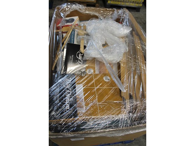 Winkelretouren in palletdoos. - afbeelding 2 van  2