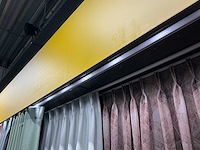 Winkelstelling met raamdecoratie samples, 16 meter - afbeelding 5 van  7