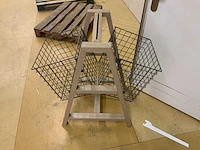 Winkelstelling met stortmanden - afbeelding 2 van  2