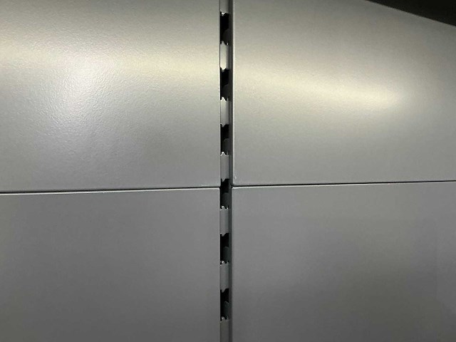 Winkelstelling met tapijt samples - afbeelding 6 van  7