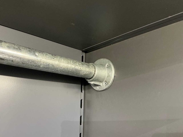 Winkelstelling met tapijt samples - afbeelding 7 van  7