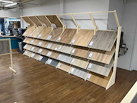 Winkelstelling met vloer samples