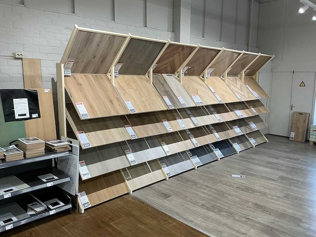 Winkelstelling met vloer samples - afbeelding 1 van  4