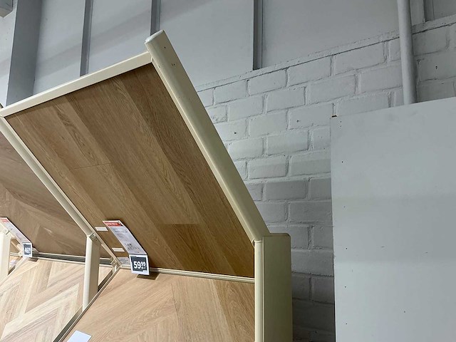 Winkelstelling met vloer samples - afbeelding 3 van  4