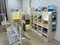 Winkelstelling met vloer samples