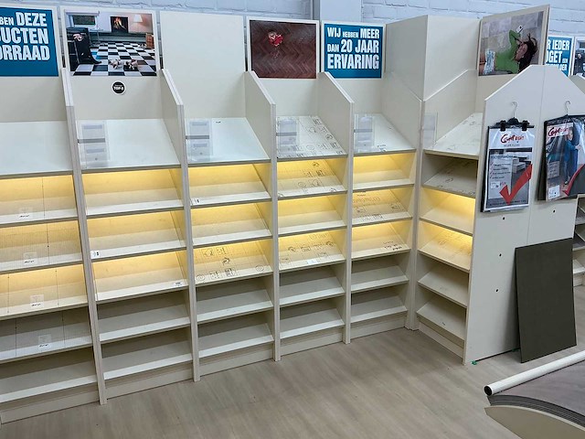 Winkelstelling met vloer samples - afbeelding 4 van  5