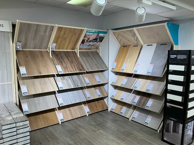 Winkelstelling met vloer samples - afbeelding 1 van  7