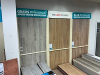 Winkelstelling met vloer samples - afbeelding 6 van  7