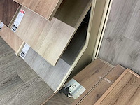 Winkelstelling met vloer samples - afbeelding 7 van  7