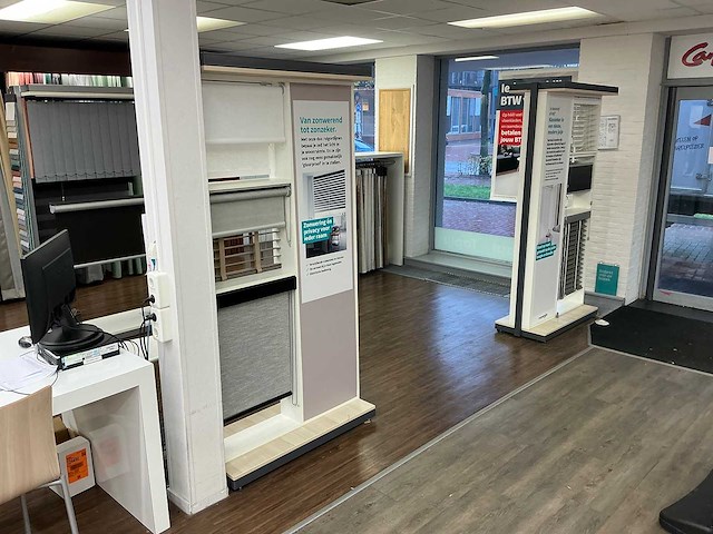 Winkelstelling raamdecoratie (3x) - afbeelding 1 van  5