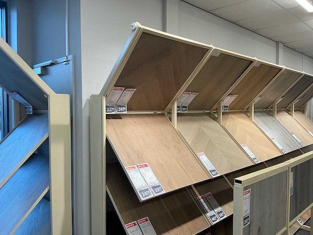 Winkelstelling voor vloer samples - afbeelding 2 van  7