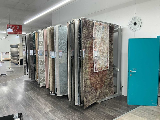 Winkelstelling voor vloerkleden (2x) - afbeelding 1 van  8