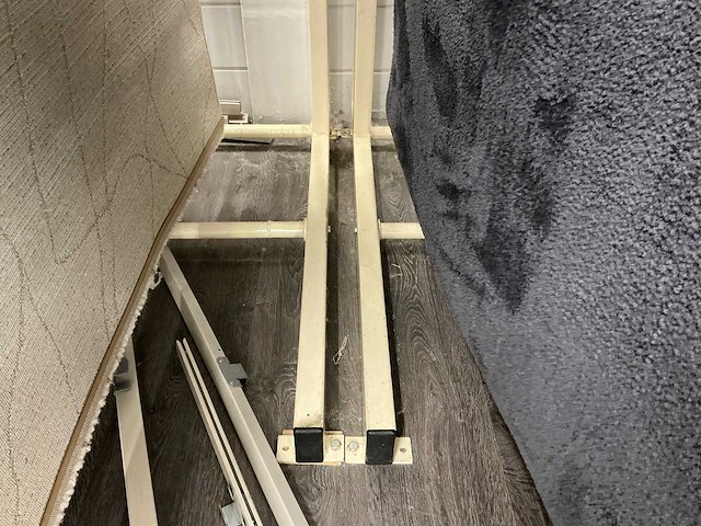 Winkelstelling voor vloerkleden (2x) - afbeelding 4 van  9