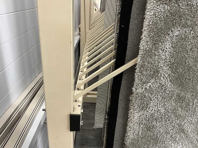 Winkelstelling voor vloerkleden (2x) - afbeelding 7 van  9