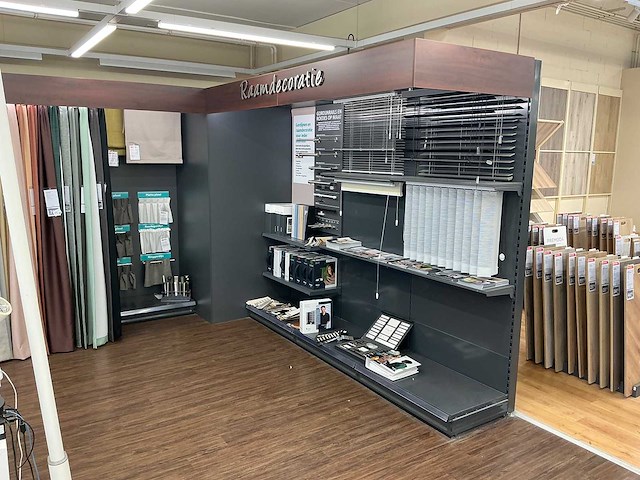 Winkelstelling - afbeelding 1 van  8