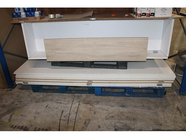 Winkelstellingen in diverse uitvoeringen op 13 pallets. - afbeelding 5 van  9