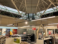 Winkelverlichting 100 meter rails met led balken en 32 spots - afbeelding 1 van  5