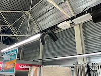Winkelverlichting 100 meter rails met led balken en 32 spots - afbeelding 4 van  5