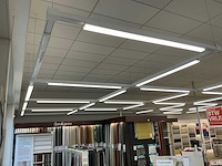 Winkelverlichting 100 meter rails met ledbalken en 18 spots