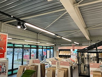 Winkelverlichting, 100 meter rails met ledbalken en 32 spots - afbeelding 1 van  6