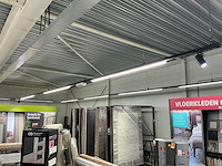 Winkelverlichting, 100 meter rails met ledbalken en 32 spots - afbeelding 5 van  6