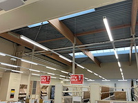 Winkelverlichting 150 meter rails met ledbalken en 8 spots - afbeelding 4 van  6