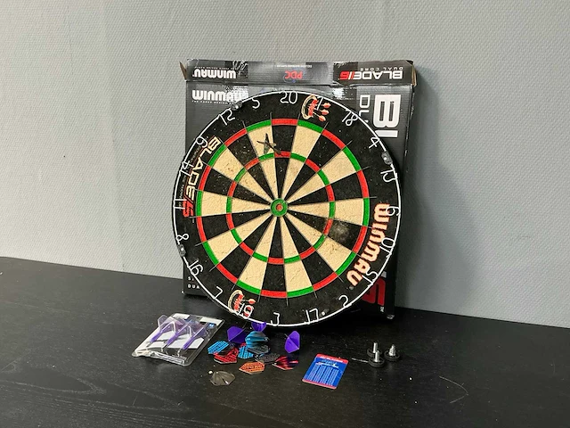 Winmau - dartbord - afbeelding 1 van  6