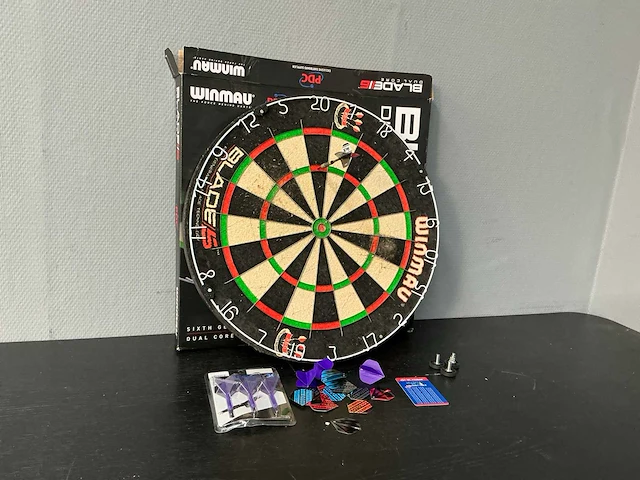 Winmau - dartbord - afbeelding 3 van  6