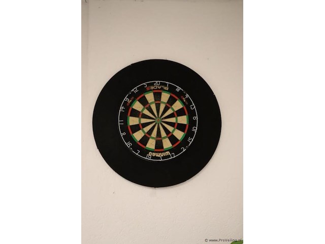 Winmau blade steeltip dartbord - ø 70cm - afbeelding 1 van  2