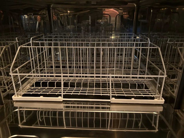 Winterhalter - glazen spoelmachine - afbeelding 2 van  3