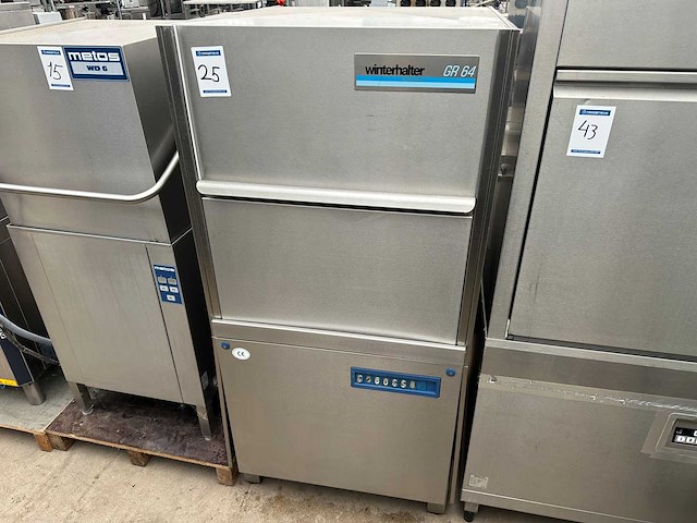 Winterhalter - gr 64 - korvenvaatwasmachine - afbeelding 1 van  8