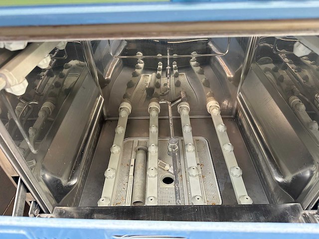 Winterhalter - gs 15 - korvenvaatwasmachine - afbeelding 9 van  10