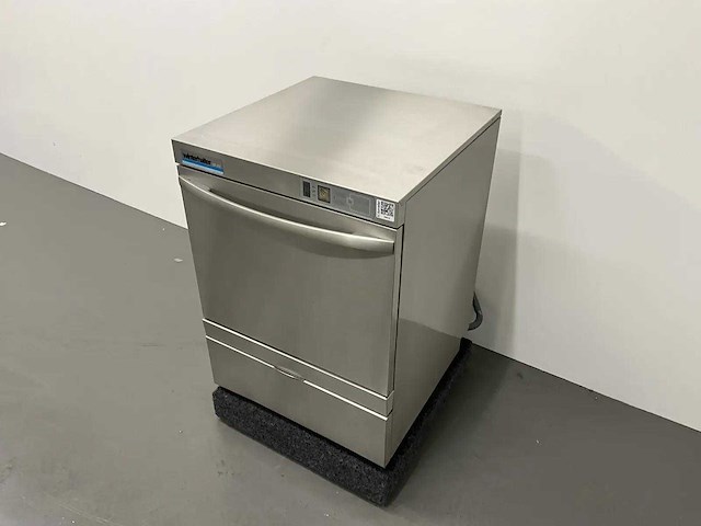 Winterhalter - gs 302 - korvenvaatwasmachine - afbeelding 1 van  8