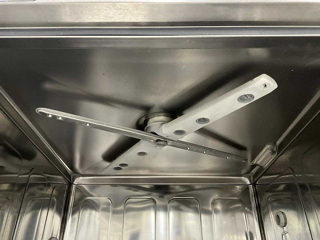 Winterhalter - gs 302 - korvenvaatwasmachine - afbeelding 7 van  8