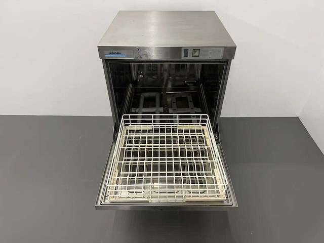 Winterhalter - gs 302 - korvenvaatwasmachine - afbeelding 5 van  7