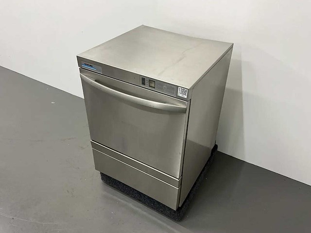 Winterhalter - gs 302 - korvenvaatwasmachine - afbeelding 1 van  8