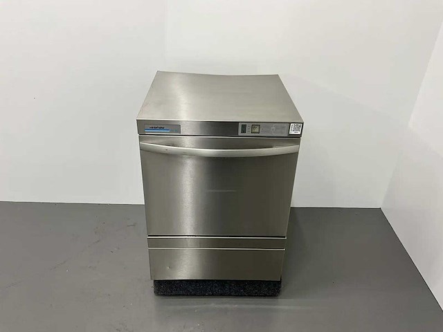 Winterhalter - gs 302 - korvenvaatwasmachine - afbeelding 2 van  8