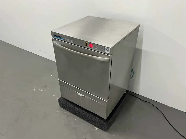 Winterhalter - gs 302 - korvenvaatwasmachine - afbeelding 1 van  8
