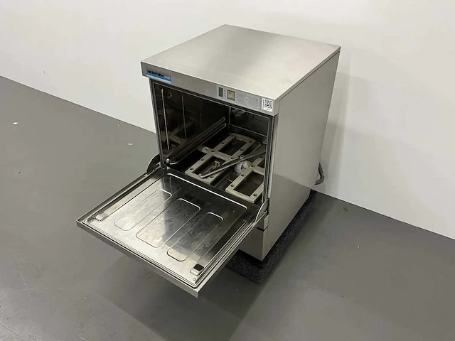 Winterhalter - gs 302 - korvenvaatwasmachine - afbeelding 8 van  8