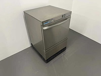 Winterhalter - gs 302 - korvenvaatwasmachine - afbeelding 2 van  5