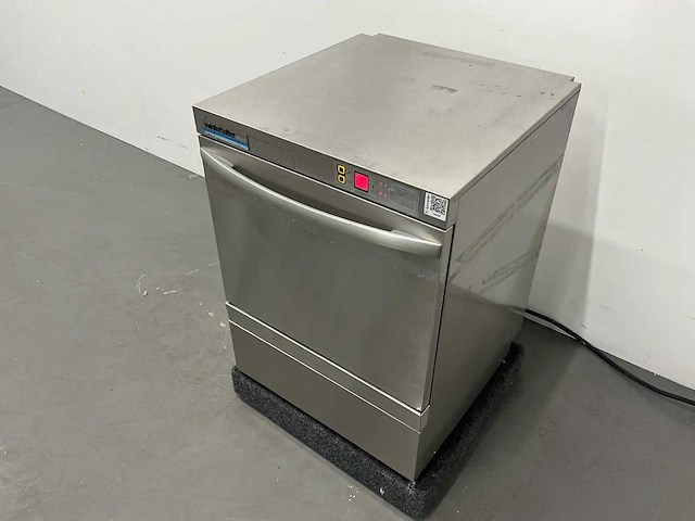 Winterhalter - gs 315 - korvenvaatwasmachine - afbeelding 1 van  7