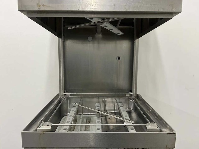 Winterhalter - gs 501 - korvenvaatwasmachine - afbeelding 8 van  9