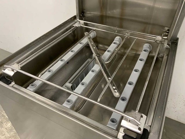 Winterhalter - gs 502 - korvenvaatwasmachine - afbeelding 5 van  7