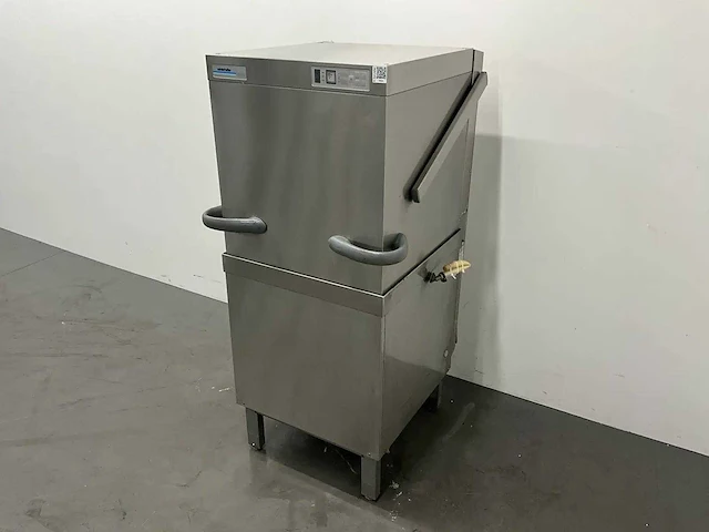 Winterhalter - gs 502 - korvenvaatwasmachine - afbeelding 1 van  7