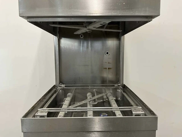 Winterhalter - gs 502 - korvenvaatwasmachine - afbeelding 3 van  3