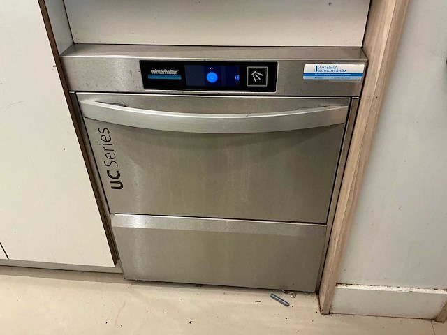 Winterhalter - uc series - glazenvaatwasmachine - afbeelding 2 van  4