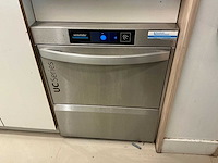 Winterhalter - uc series - glazenvaatwasmachine - afbeelding 2 van  4