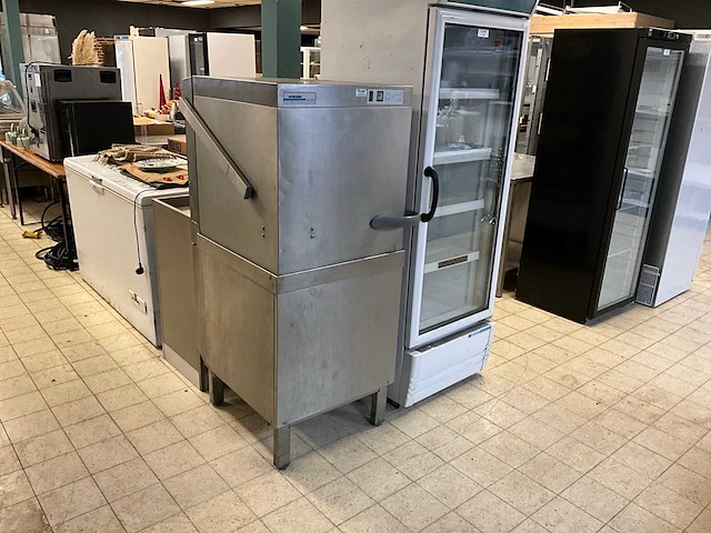Winterhalter gs 502 vaatwasmachine - afbeelding 1 van  8