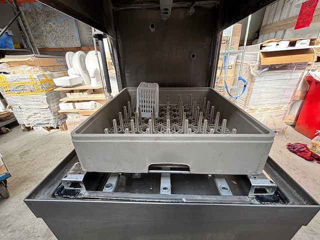 Winterhalter gs502 korvenvaatwasmachine - afbeelding 7 van  10