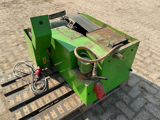 Wintersteiger cbm 360 bandslijpmachine - afbeelding 3 van  7